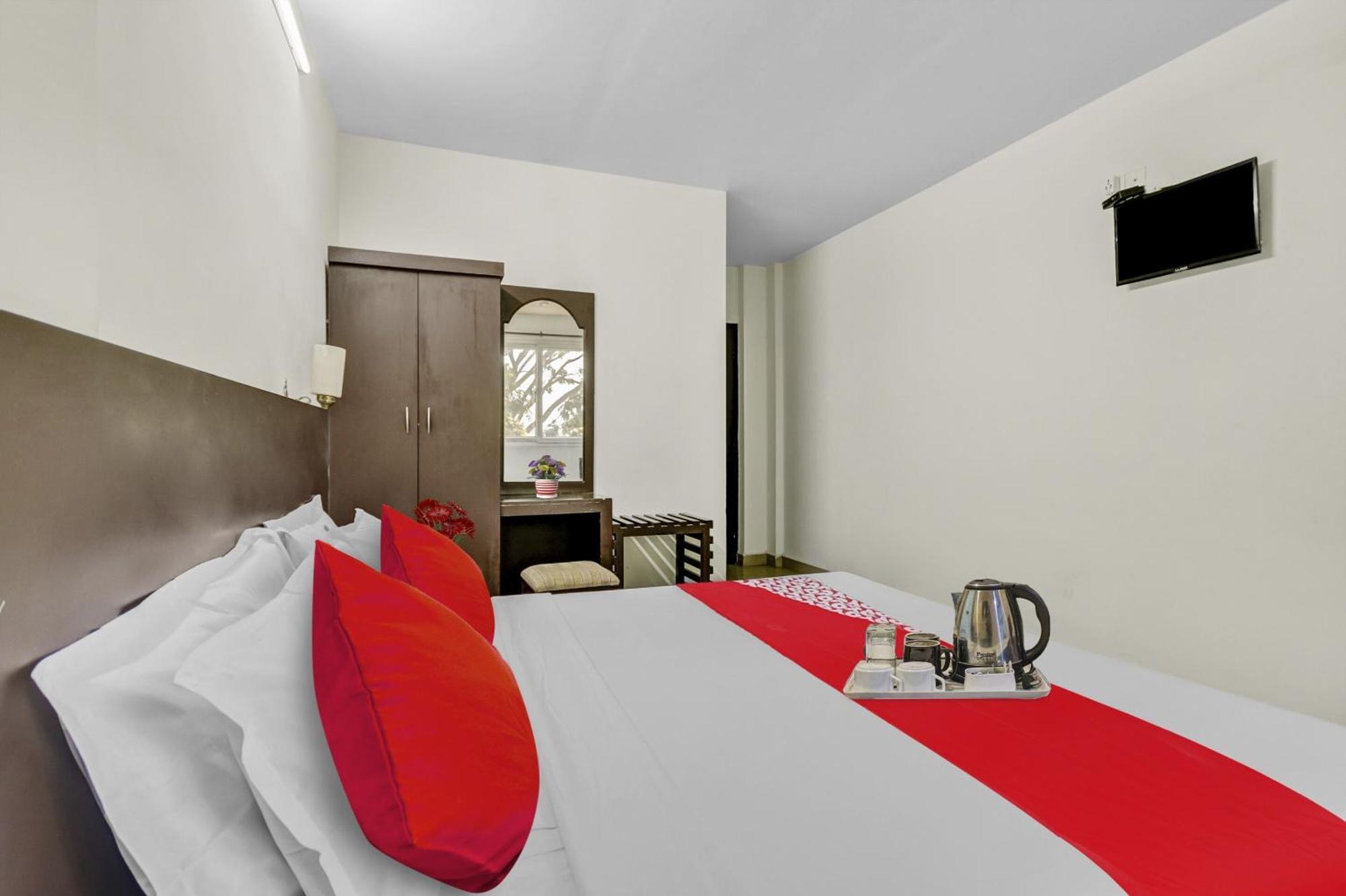 Hotel O Kalapurackal Residency Thekkady Exterior foto